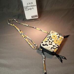 Vera Bradley "Go Wild" Quilted Crossbody Wallet/Wristlet -used